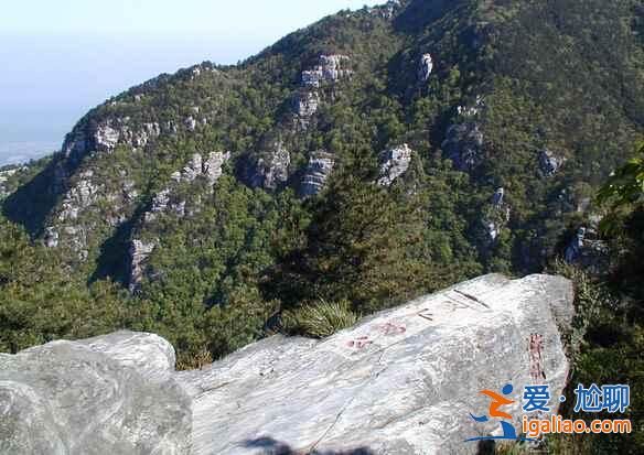 细数庐山千古绝句出处地，踏着诗词游庐山？