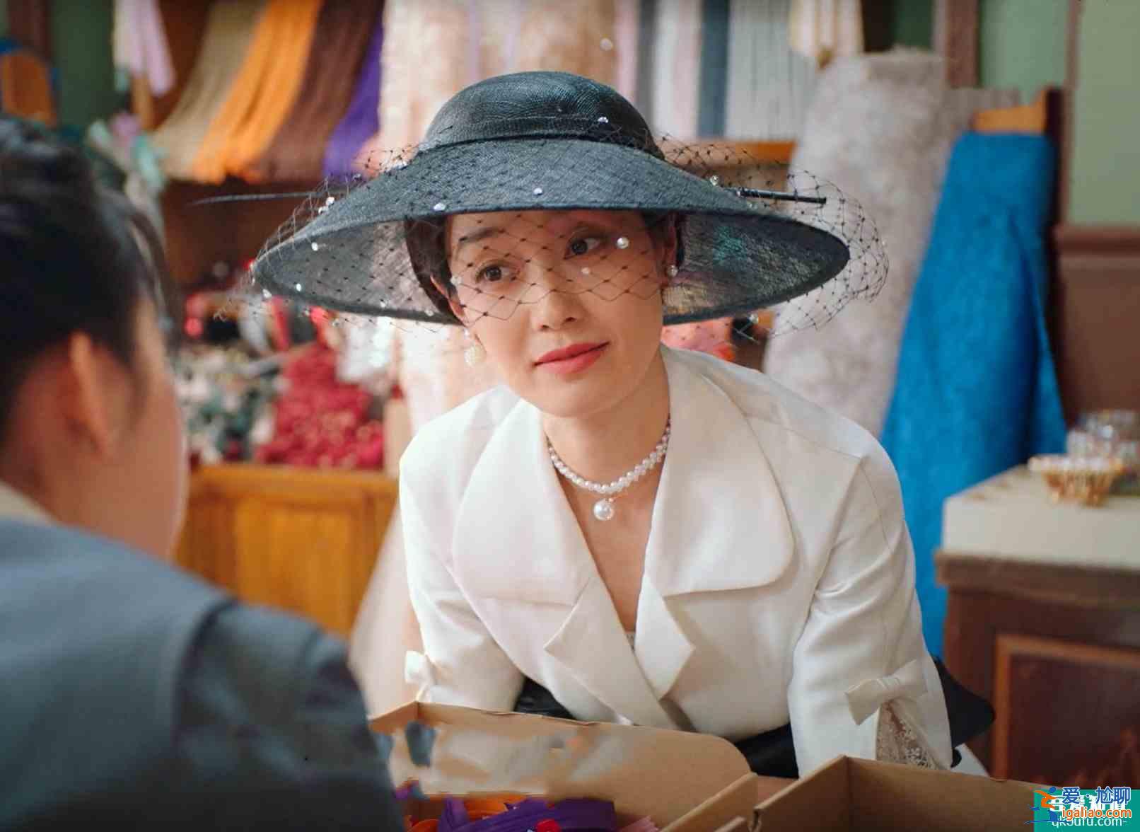 《旗袍美探》高伟光护航，苏雯丽这个精致的女人，活得让人羡慕？