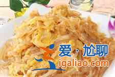 酸菜粉条的做法？