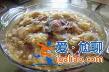 酸菜炖粉条的做法？