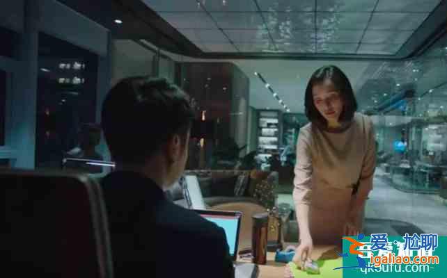 刘敏君用正宫脸演绎“妈系小三”，《白色月光》真的太真实了？