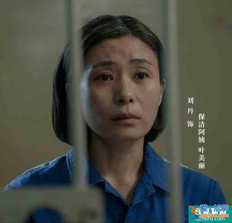 悬疑爆款《摩天大楼》，完成一次电影院里做不了的实验？