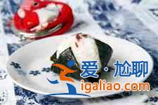 紫菜饭团的做法？