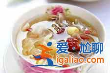 银耳莲子粥？