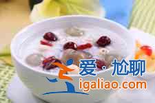 银耳莲子粥？