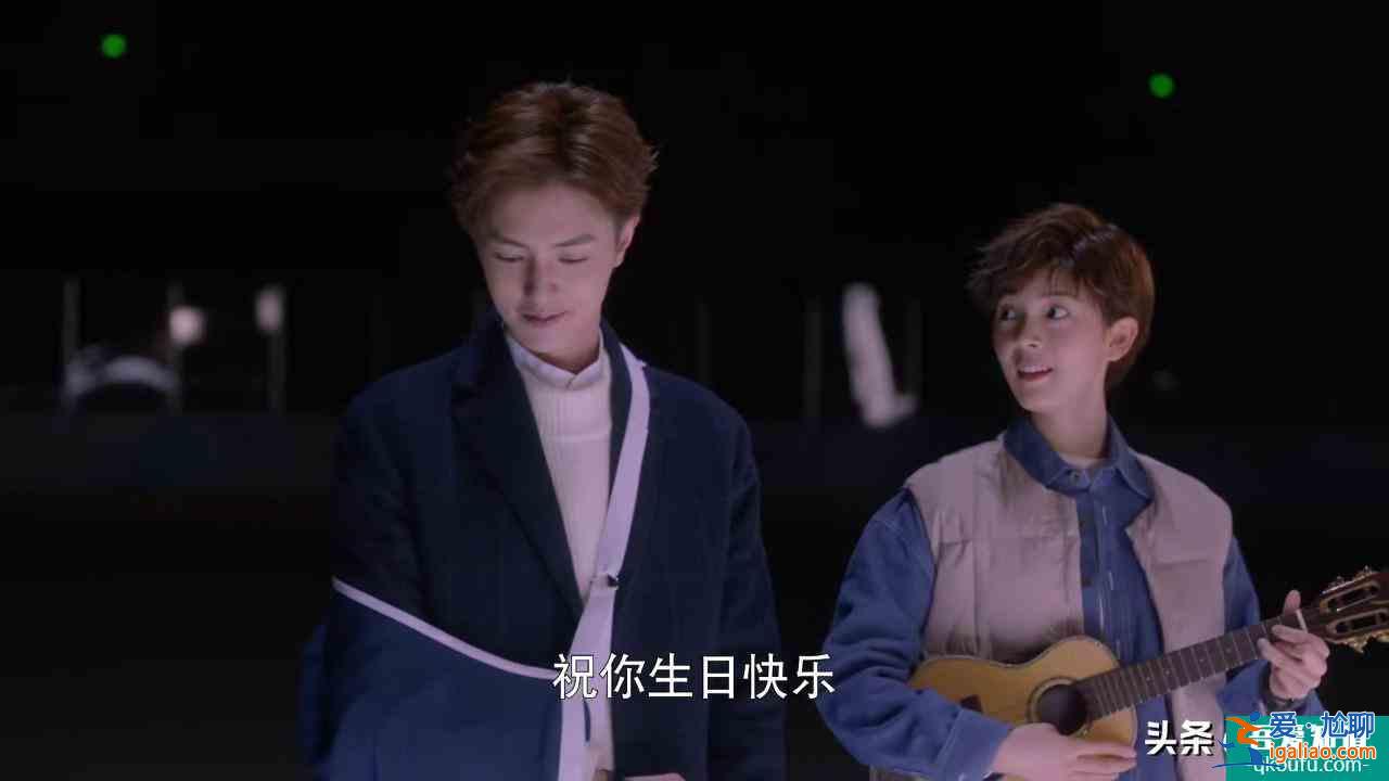 《穿盔甲的少女》反套路甜宠剧，男主是憋屈小媳妇，爱撒娇爱假笑？