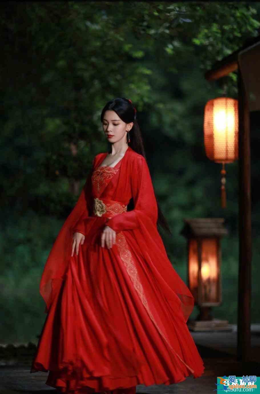 《少女大人》和《穿盔甲的少女》两部剧在热播，陈瑶终于要火了？？