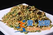 香椿芽炒鸡蛋？