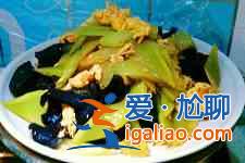 莴笋炒鸡蛋的做法？