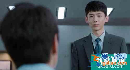 《平凡的荣耀》开播，男女主角无感情线，主创承诺纯职场剧？