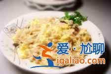 金针菇炒鸡蛋的做法？