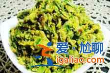 香椿炒鸡蛋的做法？