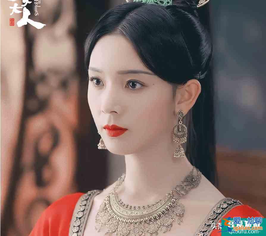 《少女大人》陈瑶跳舞、喝醉、被下药，每个场面都让人脸红心跳？
