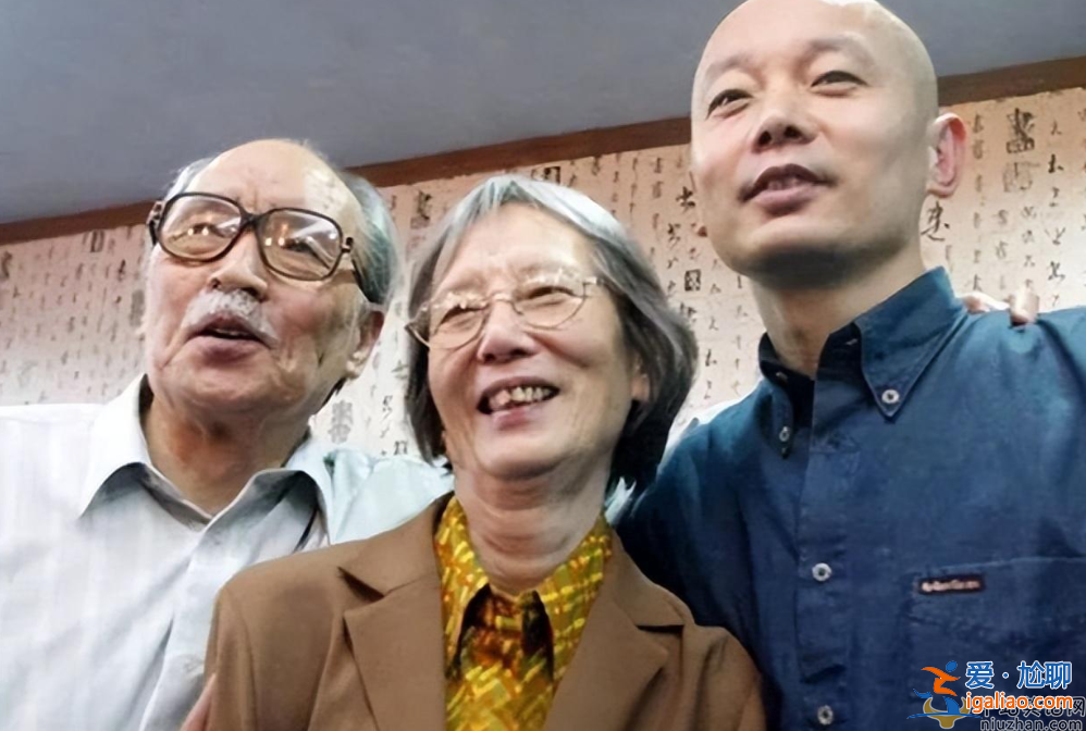 葛优母亲施文心去世，享寿94岁，去世原因引猜疑