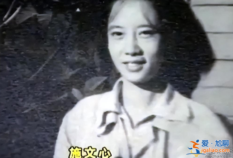 葛优母亲施文心去世，享寿94岁，去世原因引猜疑