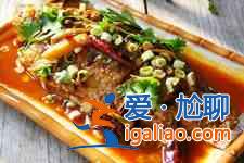东北酱焖鲫鱼的做法？