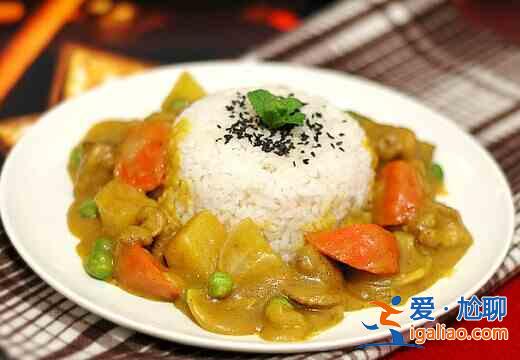 咖喱鸡的做法? 咖喱鸡的做法?
