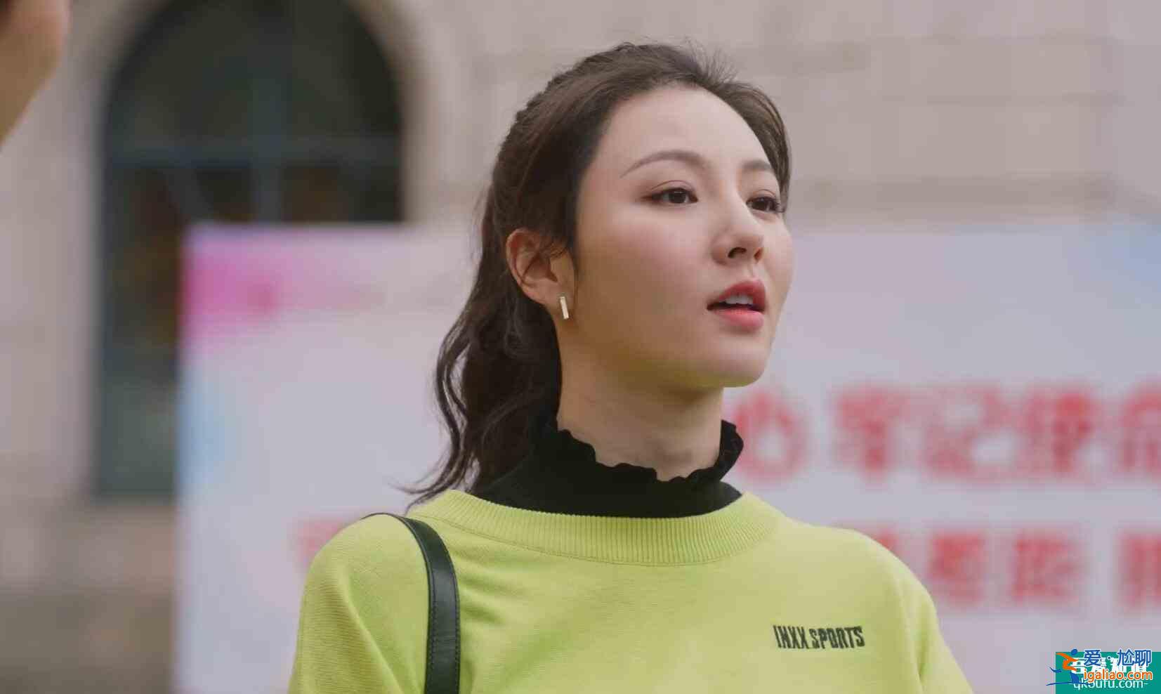 又是三位女主《亲爱的自己》踢馆《三十而已》,还能演出新花样?? 又是三位女主《亲爱的自己》踢馆《三十而已》,还能演出新花样??