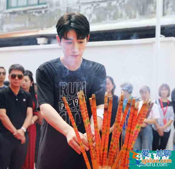 刘诗诗将正式营业，《亲爱的自己》定档9.7，和朱一龙首次合作？