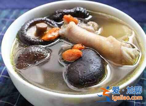 香菇母鸡汤？