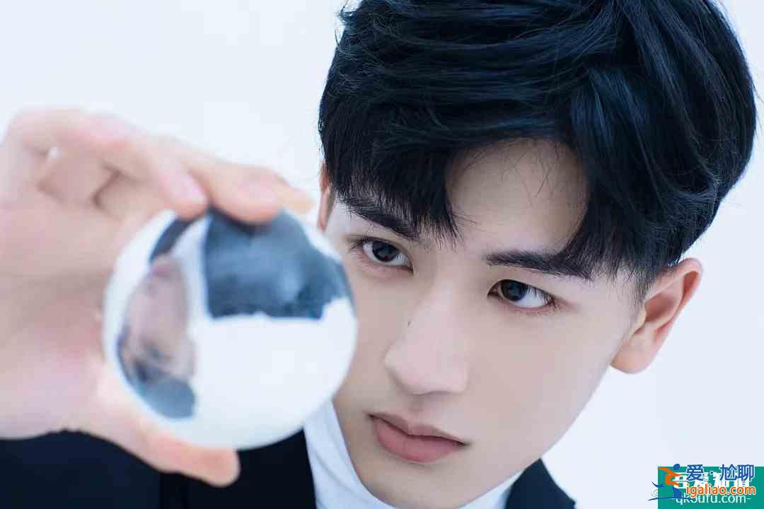 南师大校草，因撞脸李敏镐走红，还是陈瑶新剧《少女大人》男主？