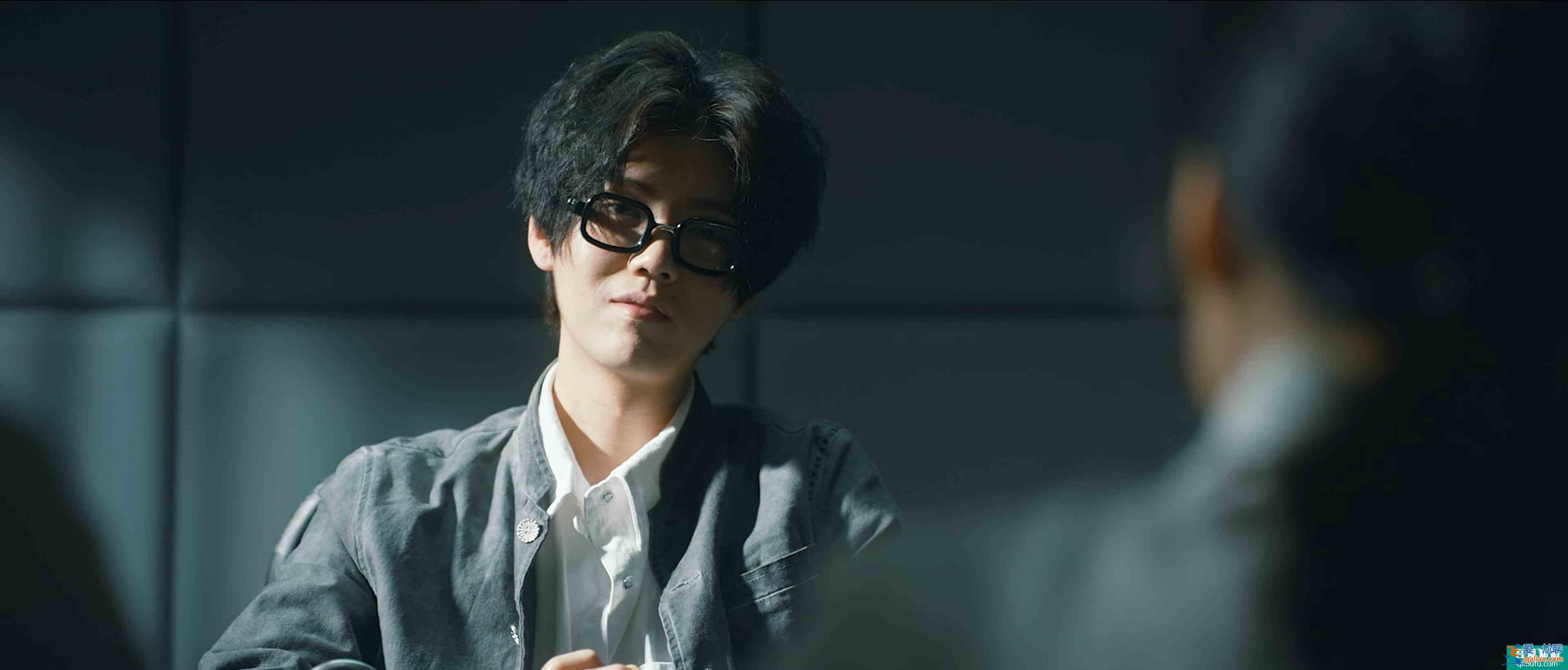 「在劫难逃」悬疑跨界玩科幻，硬汉混搭小鲜肉，鹿晗这次演技几分？
