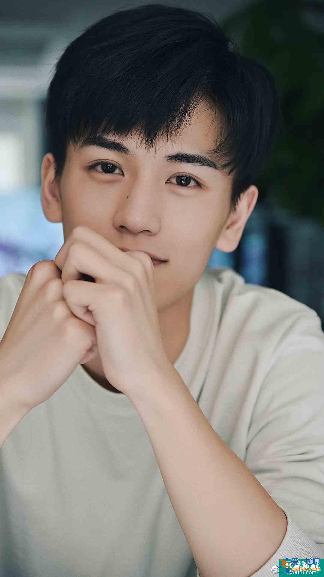 南师大校草，因撞脸李敏镐走红，还是陈瑶新剧《少女大人》男主？