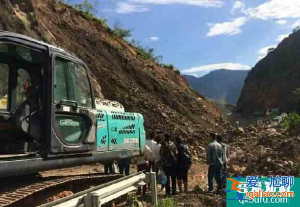 因山体塌方，西昌至泸沽湖道路中断！交警发布绕行路线？