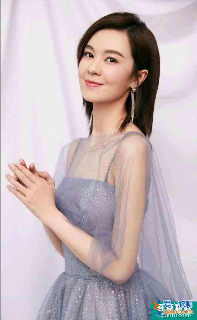 经历定档撤档《仲夏满天心》，重定档8月28日，郁可唯献唱主题曲？