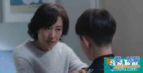 《白色月光》大反转：最危险的第三者，颠覆了你的对婚外情的认知？