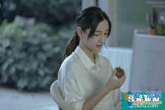 《摩天大楼》剧情紧张刺激，剧情外更多的是对女性评价的深思？