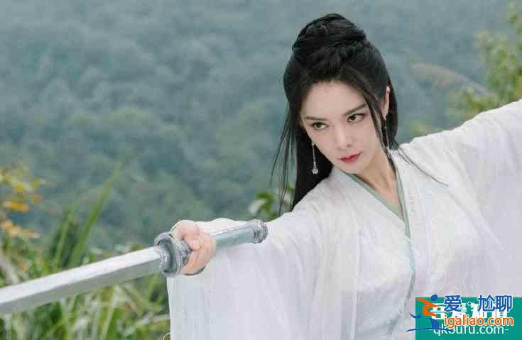 《且听凤鸣》大结局热搜都没一个，熬夜看完的我，终究是错付了？