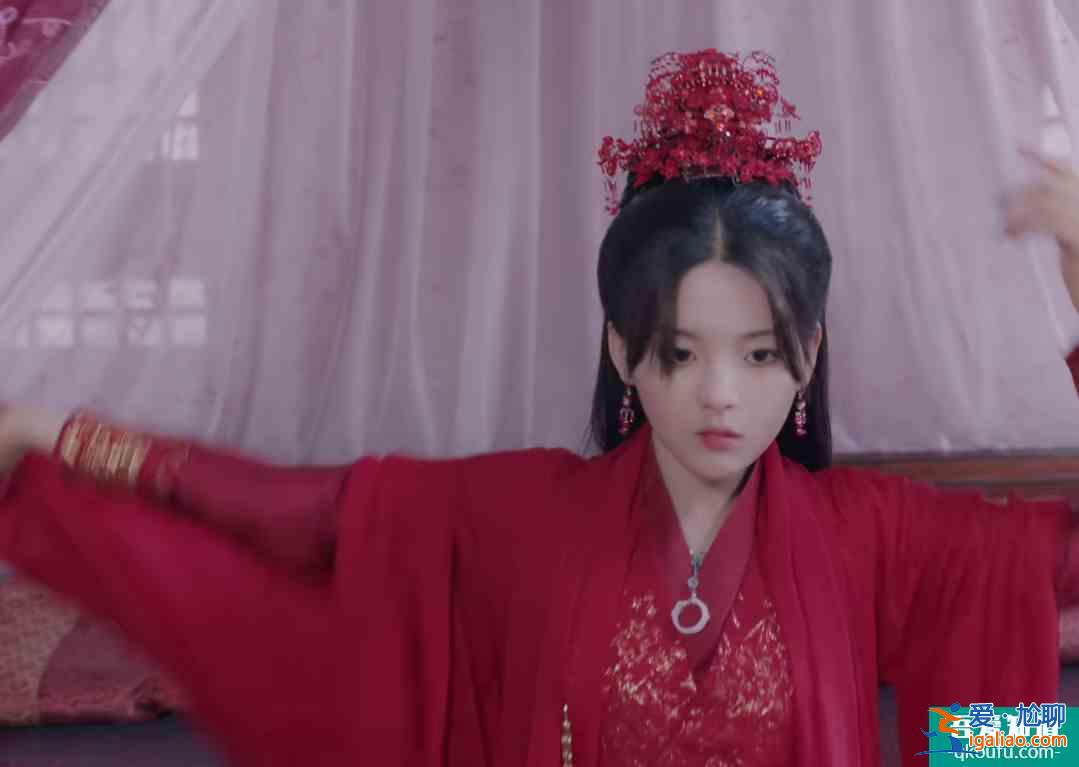 《且听凤鸣》高开低走，大结局三大败笔惹差评，开放式结尾是硬伤？