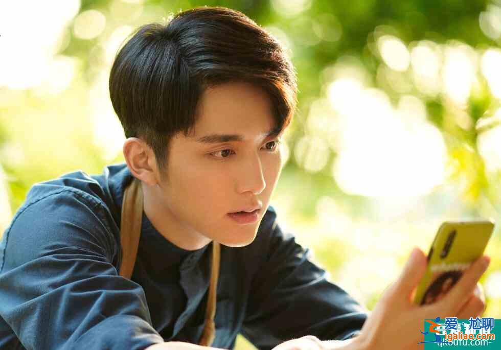 《以家人之名》:贺梅的孩子或并非亲生,20年难言之隐浮出水面? 《以家人之名》:贺梅的孩子或并非亲生,20年难言之隐浮出水面?