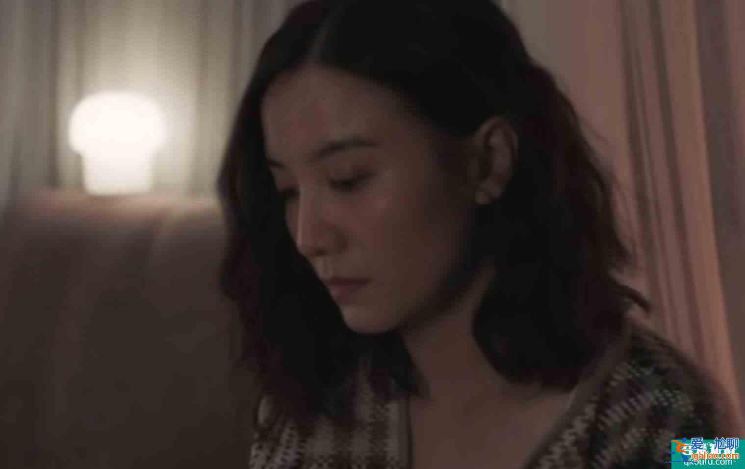 《白色月光》张一大哭，吓坏女儿：成年人的世界，没有自由二字？
