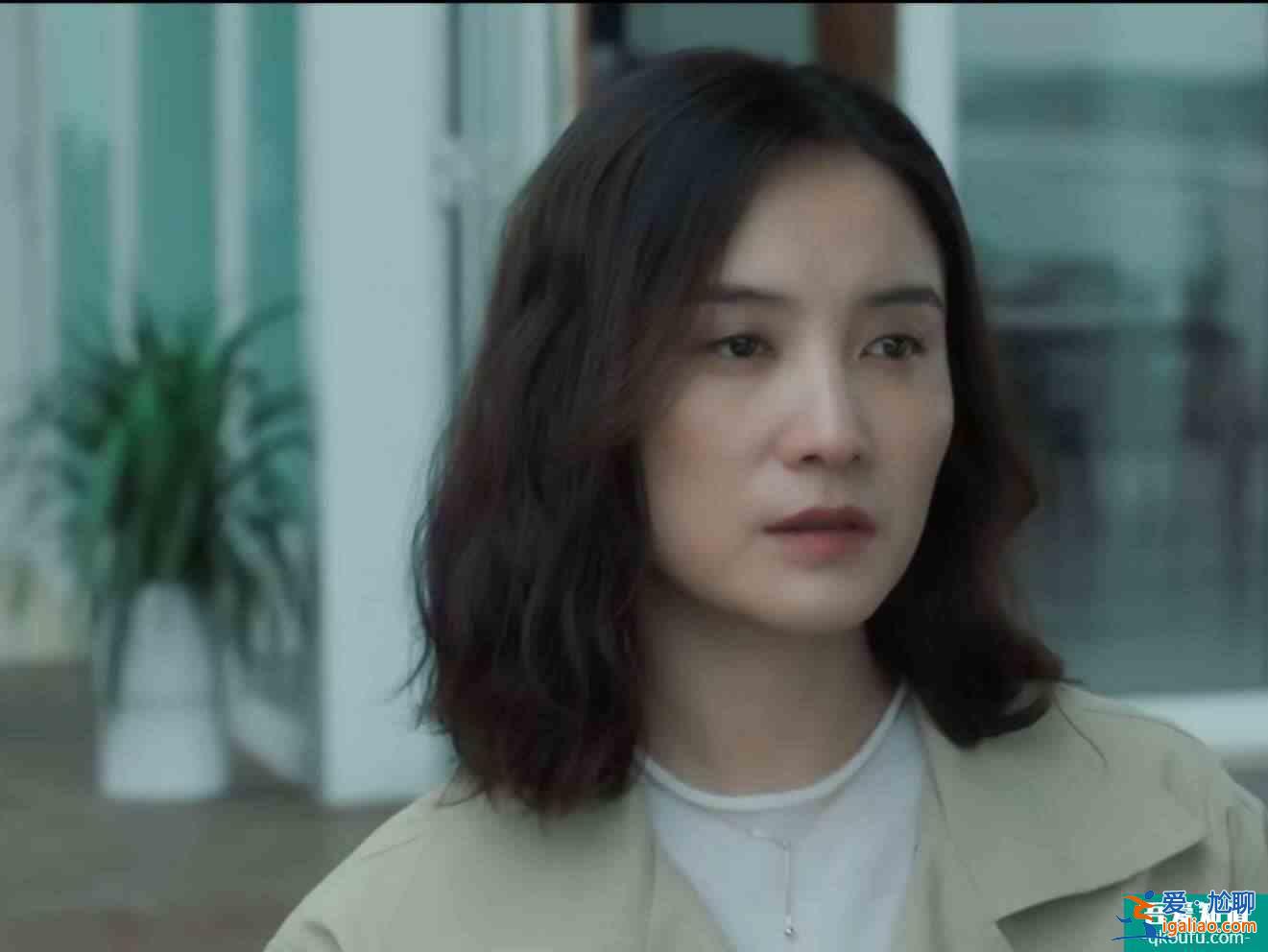 《白色月光》张一大哭，吓坏女儿：成年人的世界，没有自由二字？