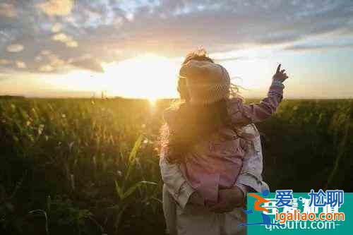 《以家人之名》：都想要尖尖的两个哥哥，殊不知她爸爸才是抢手货？