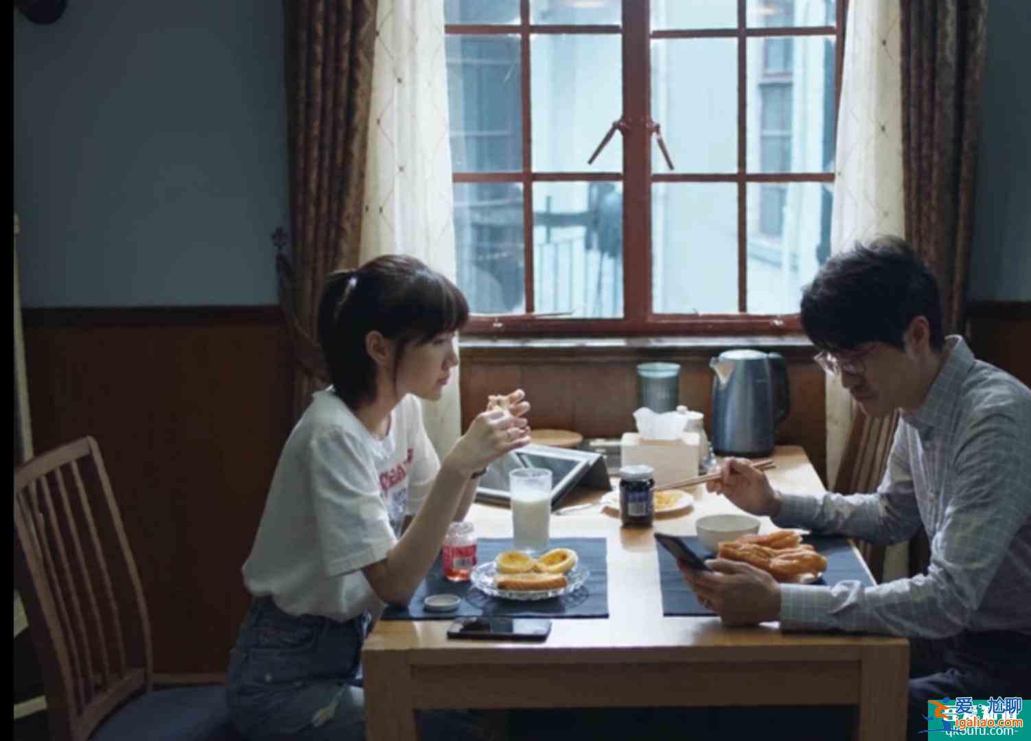 《白色月光》爱情片变商战片：婚姻中有事好商量，比什么都强？