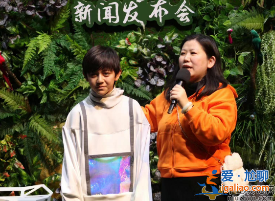 刘烨儿女颜值惊人!诺一五官精致帅气十足 霓娜身高长睫毛太吸睛