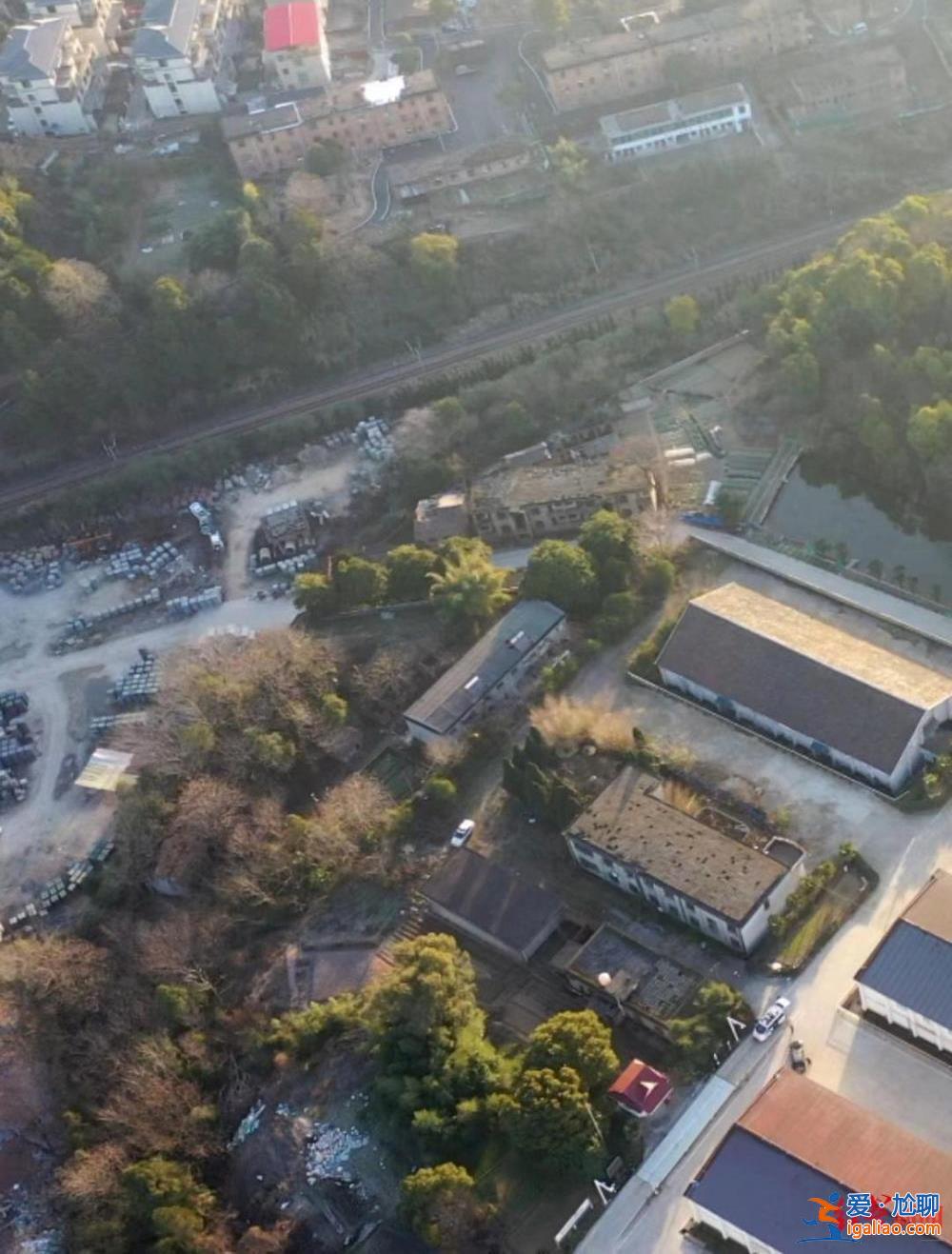 遗体在储粮仓库找到 用鞋带“上吊”着 几乎是骸骨？