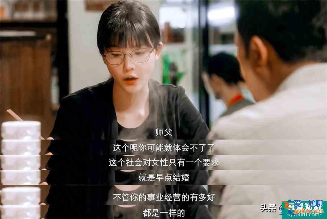 无反转不悬疑！《摩天大楼》节奏出色，嫌疑人洗脑能力满分？