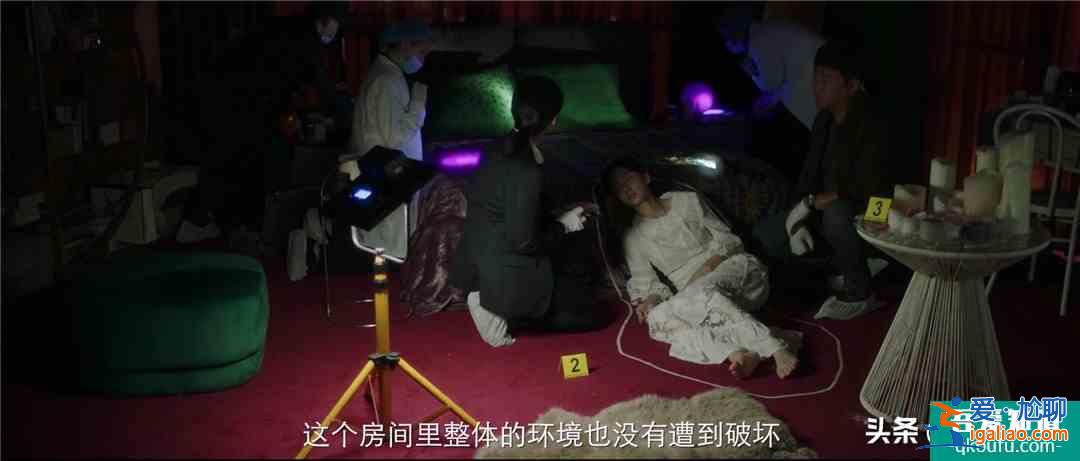 无反转不悬疑！《摩天大楼》节奏出色，嫌疑人洗脑能力满分？