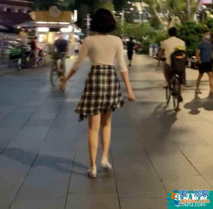 许晴夜走生图流出 身材前凸后翘性感吸睛？