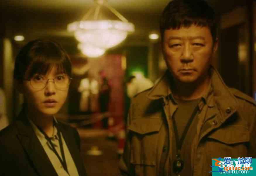 明明有老戏骨挑大梁，《摩天大楼》为啥非得靠上杨颖“特别主演“？