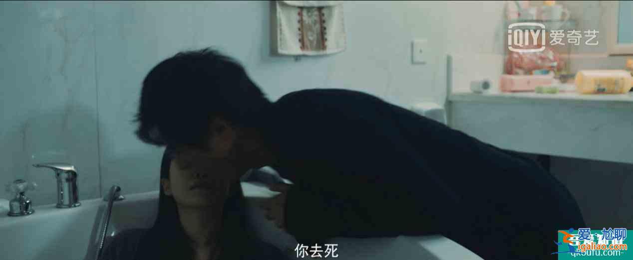非常目击：为什么都说导演故意把节奏放慢，使真相推迟？？