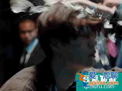 王一博主演《我的奇怪朋友》开播热度高，导演邢潇发文有深意？