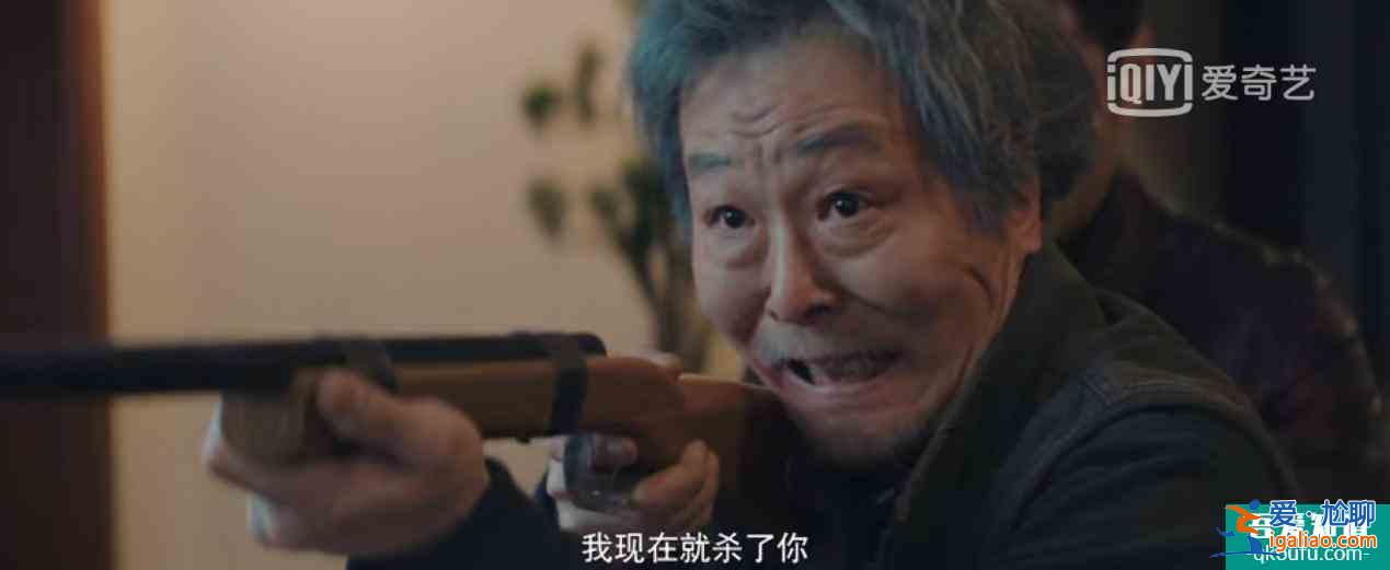 《非常目击》：带着回忆，负重前行？