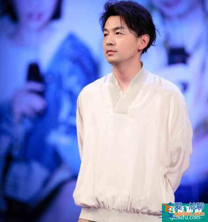 雷佳音工作室发声明 直言代言爱钱进软件仅为短期合作？