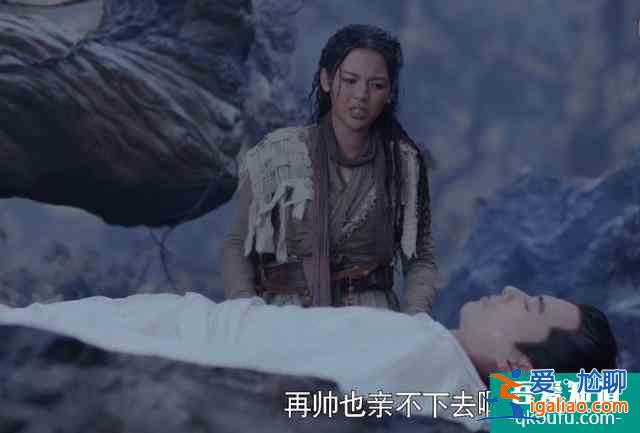《且听凤鸣》：别再苛求非科班出身的杨超越演技，爽剧越看越上头？