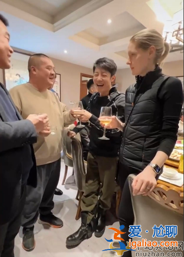 撒贝宁李白罕见同框!一家人会武汉过年 李白听不懂方言有点懵